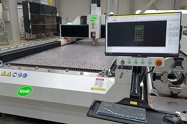 flash laser zoom rmb 1